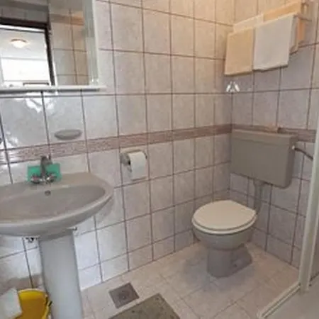 Apartment 17 *